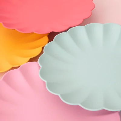 Meri-Meri Meri Meri Small Multicolor Reusable Bamboo Plates (Pack Of 6) 2 Meri-Meri Meri Meri Small Multicolor Reusable Bamboo Plates (Pack Of 6) - Image 2